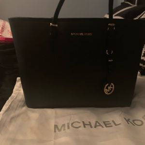 MK/ Michael Kors Jet Set Travel Tote